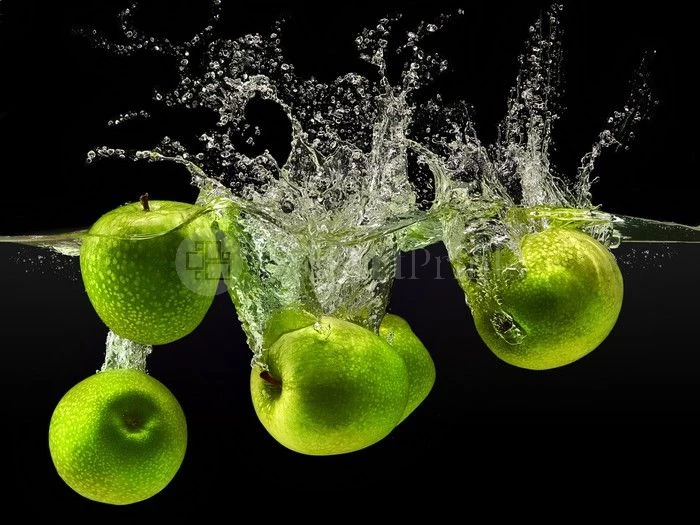 Apple Splash 1 Apple Splash